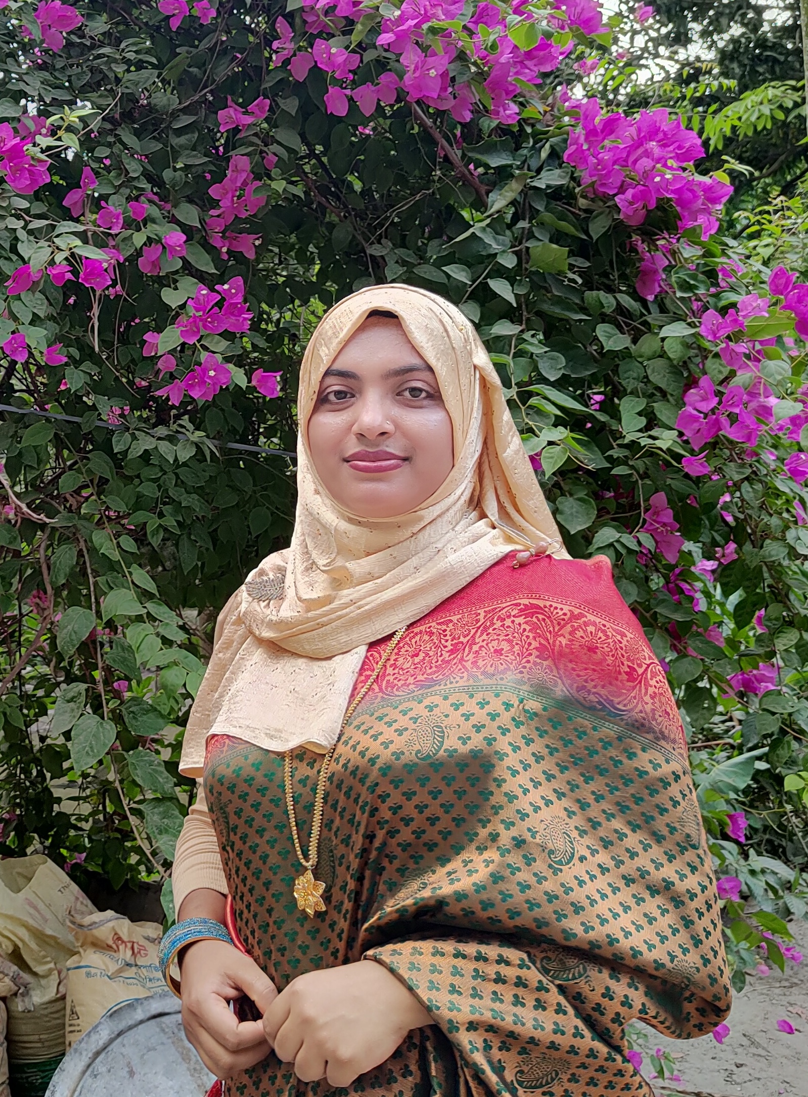 Farha Azmi